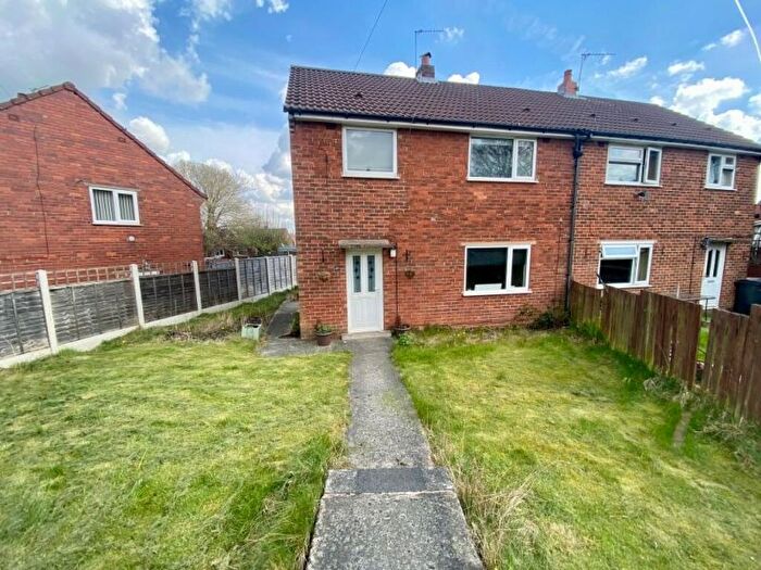 3 Bedroom Property To Rent In King George Avenue, Horsforth, Leeds, LS18