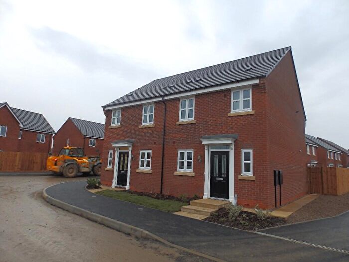 3 Bedroom Semi-Detached House To Rent In Balfour Drive, LE8