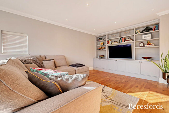 5 Bedroom Detached House For Sale In London Road, Brentwood, CM14