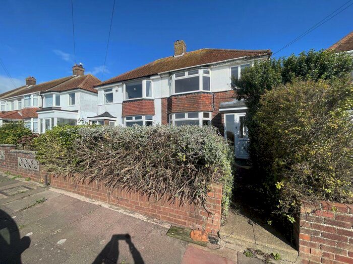 3 Bedroom House To Rent In Hillview Road -, P18