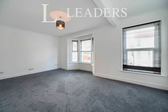 3 Bedroom Flat To Rent In Nightingale Road, Southsea, PO5