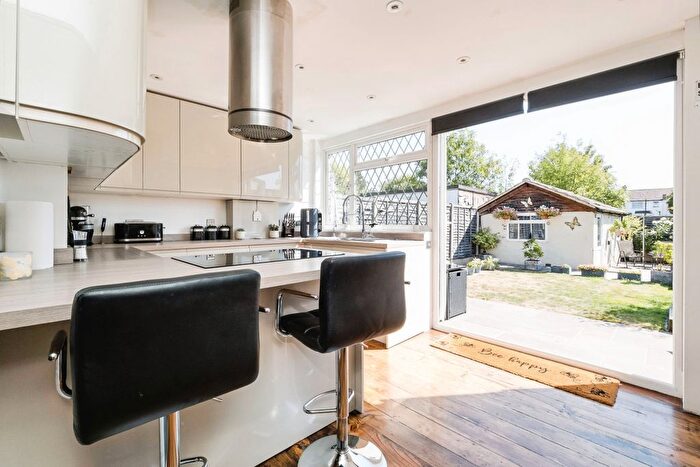 2 Bedroom End Of Terrace House For Sale In York Road, London, E4