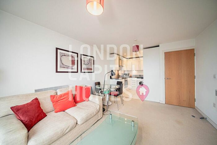 1 Bedroom Apartment To Rent In The Sphere Hallsville Road London, E16