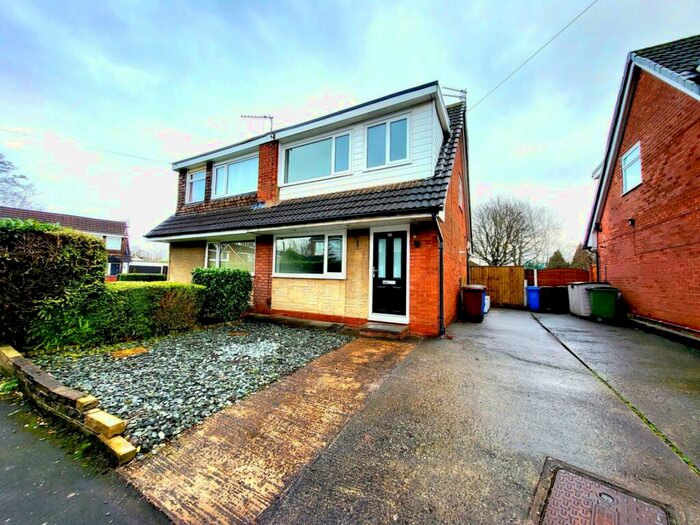 3 Bedroom Semi-Detached House To Rent In Olwen Crescent, Reddish, Stockport, SK5