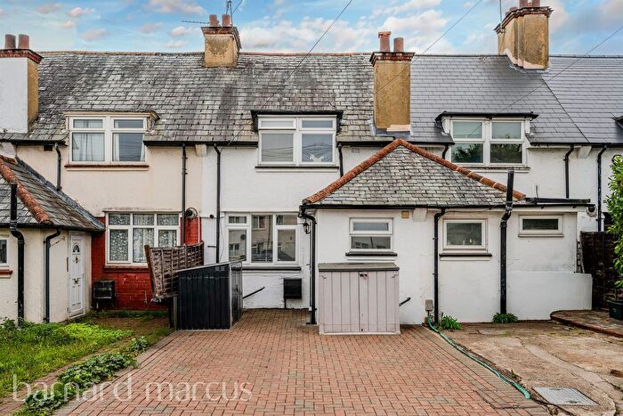 3 Bedroom Terraced House For Sale In Horton Hill, Epsom, KT19