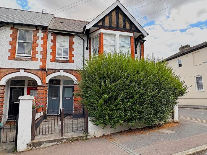 1 Bedroom Flat For Sale In Windmill Street, Gravesend, DA12