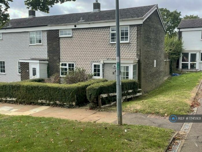 3 Bedroom End Of Terrace House To Rent In Lonsdale Road, Stevenage, SG1