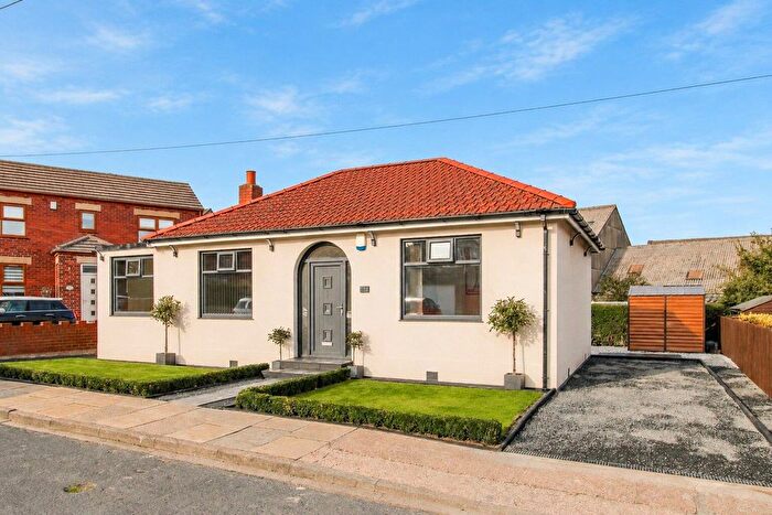 2 Bedroom Detached Bungalow For Sale In Eden Avenue, Ossett, WF5