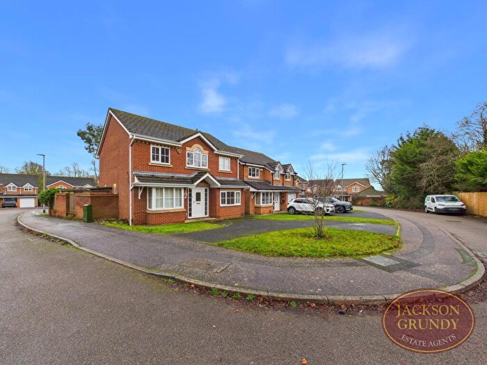 4 Bedroom Detached House For Sale In Valentine Way, Great Billing, NN3