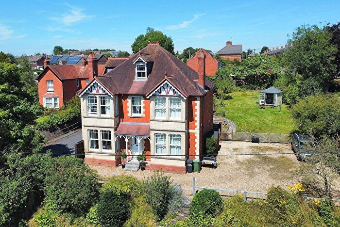 5 Bedroom Detached House For Sale In Bayford Hill, Wincanton, Somerset, BA9