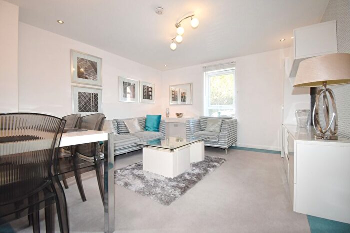 2 Bedroom Flat For Sale In Navigation House, Foleshill Road, CV1 - Photo 3