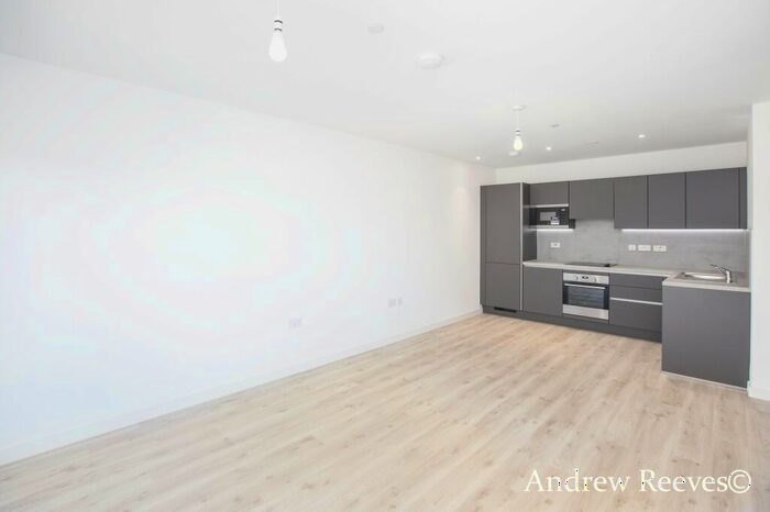 1 Bedroom Flat To Rent In Lyall House, London, E13