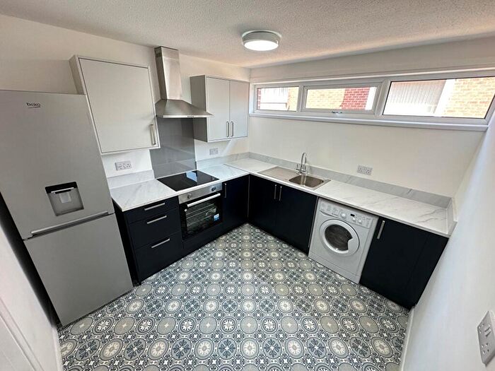 1 Bedroom Apartment To Rent In Knighthorpe Court, Burns Road, Loughborough, LE11