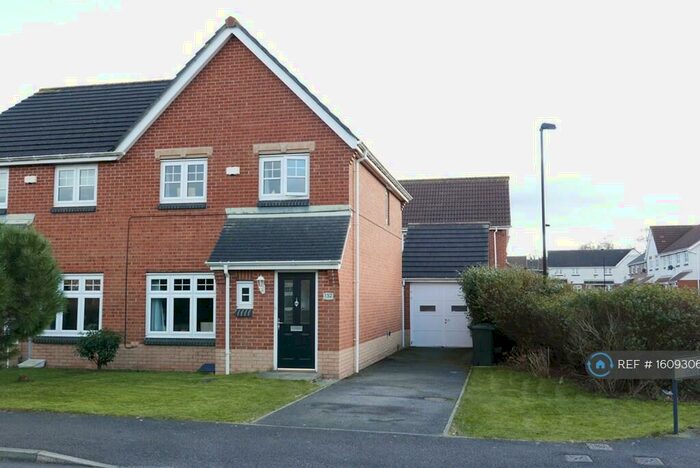 3 Bedroom Semi-Detached House To Rent In West Farm Wynd, Newcastle Upon Tyne, NE12