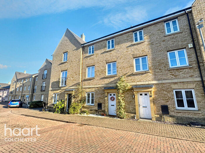 4 Bedroom Town House For Sale In Mortimer Gardens, Colchester, CO4