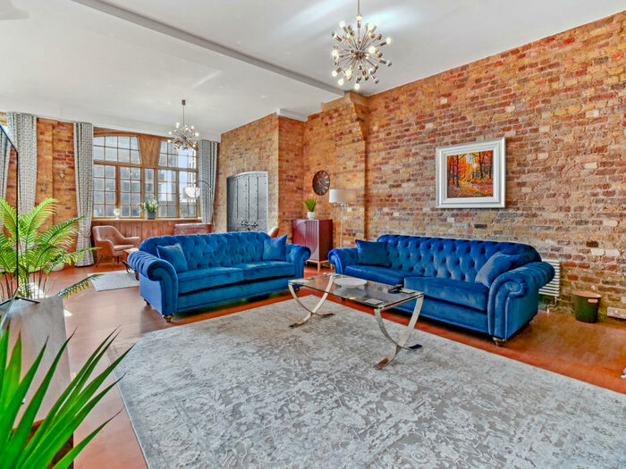 2 Bedroom Flat To Rent In Telford Yard, Wapping, E1W