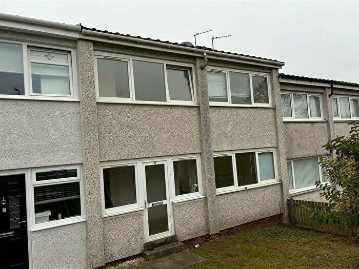 3 Bedroom Terraced House To Rent In Lomond Drive, Wishaw, ML2
