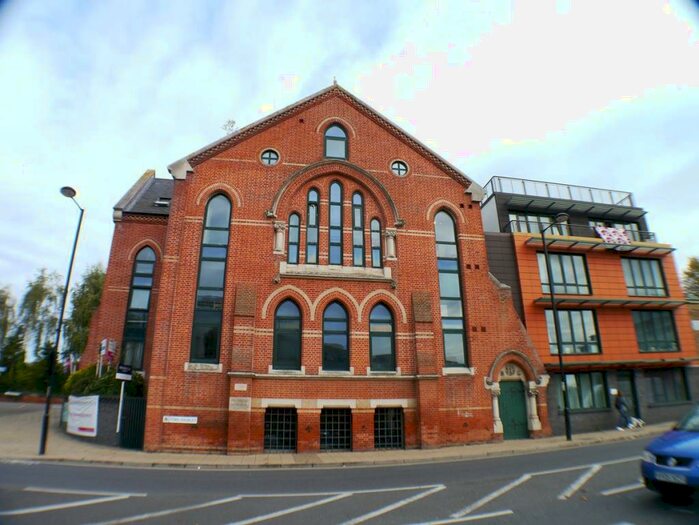 2 Bedroom Apartment To Rent In Back Hamlet, Ipswich, Suffolk, IP3