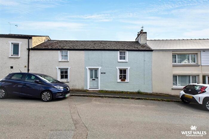 1 Bedroom Cottage For Sale In Cosheston, Pembroke Dock, SA72