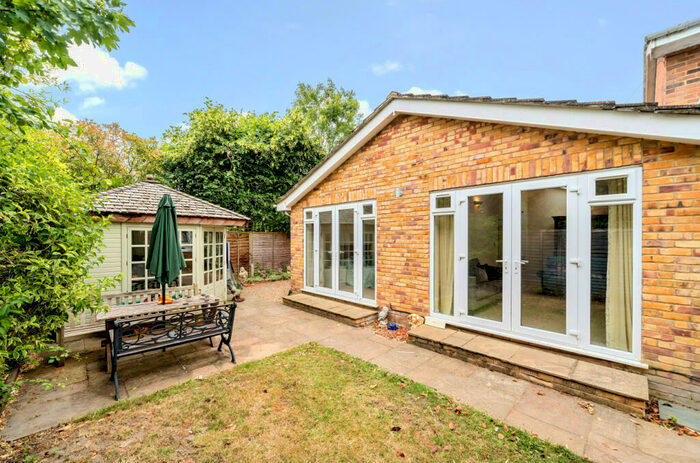 1 Bedroom Apartment To Rent In Vine Lane, Wrecclesham, Farnham, Surrey, GU10