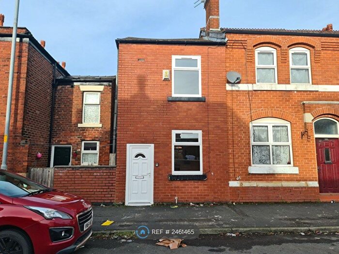 2 Bedroom Terraced House To Rent In Burlington Street, Ashton-Under-Lyne, OL6