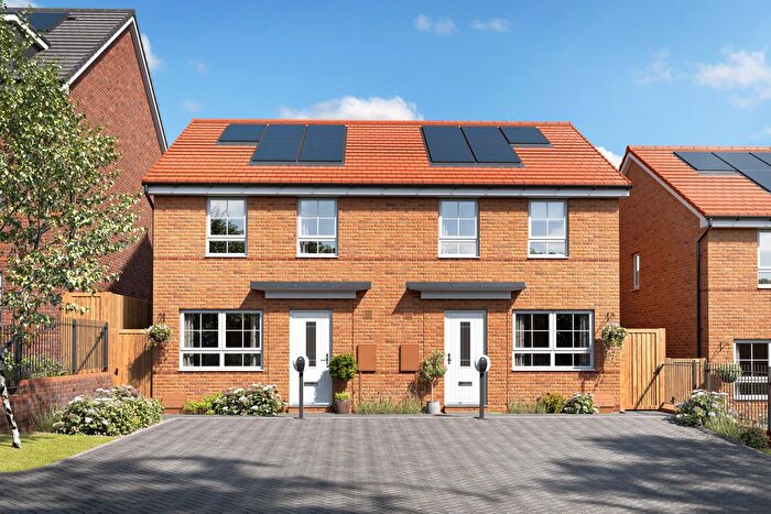 3 Bedroom Semi Detached House For Sale In "Maidstone" At Long Chaulden, Chaulden, Hemel Hempstead, HP1