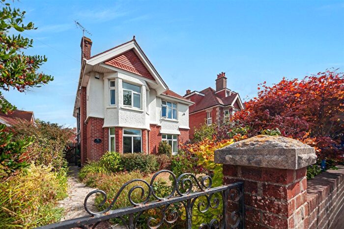 5 Bedroom Property For Sale In Victoria Avenue, Swanage, BH19