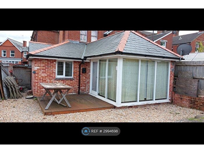 1 Bedroom Maisonette To Rent In Queens Road, Basingstoke, RG21