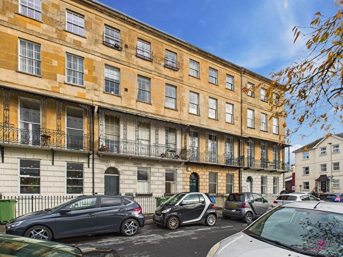 1 Bedroom Flat For Sale In Berkeley Place, Cheltenham, GL52