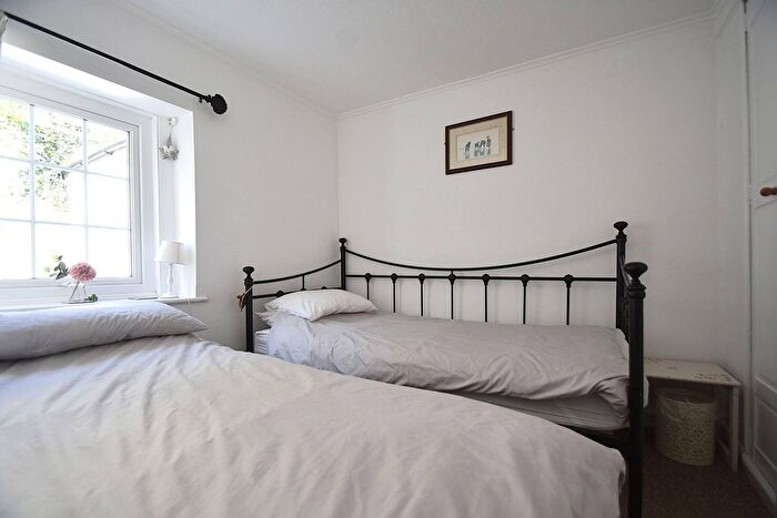 2 Bedroom End Of Terrace House To Rent In St. Catherines Street, Ventnor, PO38