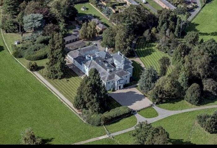 2 Bedroom Town House To Rent In Meriden Road, Berkswell, Coventry, CV7