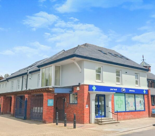 2 Bedroom Flat To Rent In Rodway, Wimborne, BH21