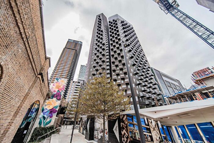 1 Bedroom Flat To Rent In Hewett Street, EC2A