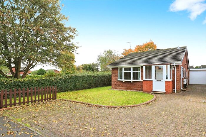 2 Bedroom Bungalow For Sale In Cocton Close, Perton Wolverhampton, Staffordshire, WV6