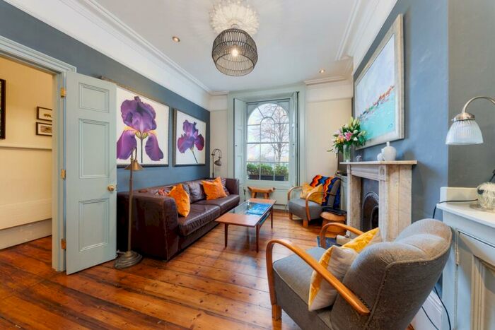 4 Bedroom Terraced House To Rent In Barnsbury Road, London, N1