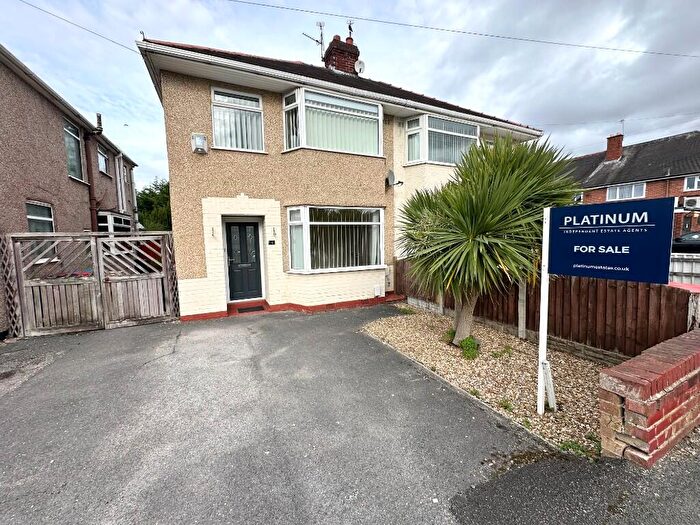 3 Bedroom Semi-Detached House For Sale In Mansfield Road, Whitby, CH65