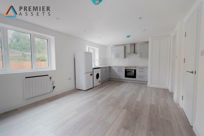 1 Bedroom Apartment To Rent In Foxley Lane Purley, CR8