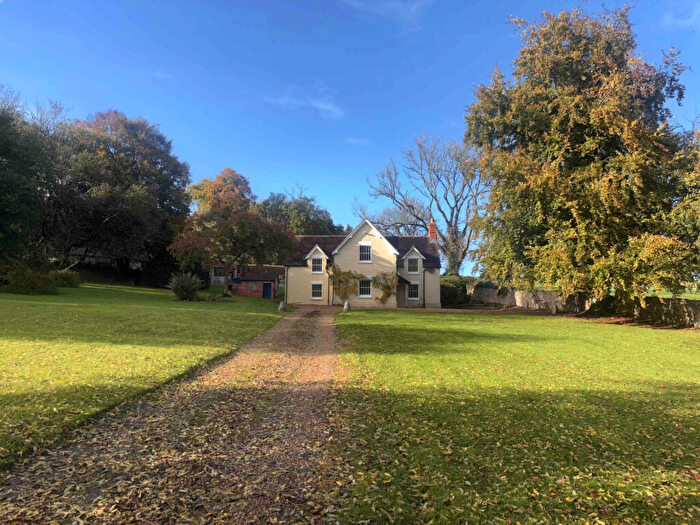 3 Bedroom Country House To Rent In Bryanston, DT11