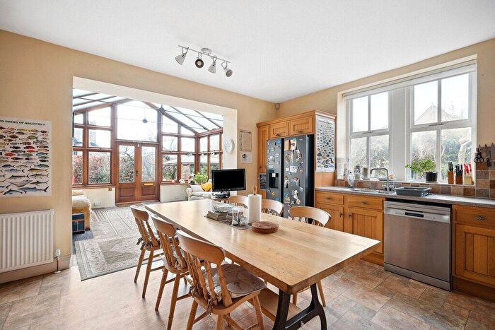5 Bedroom Detached House For Sale In Riversleigh, Elm Grove, Silsden, Keighley, West Yorkshire, BD20