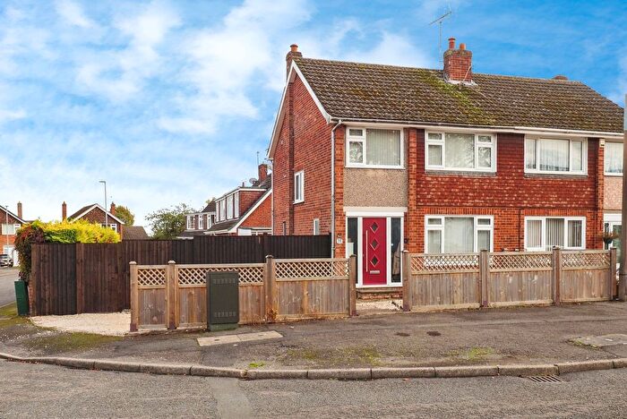 3 Bedroom Semi Detached House For Sale In Conway Road, Hucknall, Nottingham, Nottinghamshire, NG15