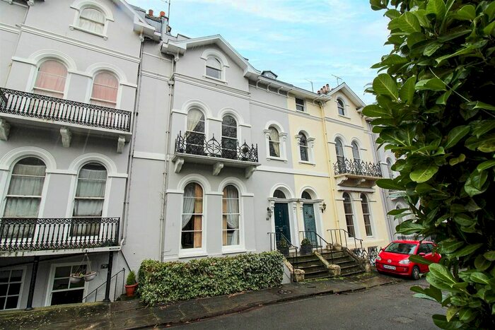 2 Bedroom Flat To Rent In St Georges Road, Cheltenham, GL50