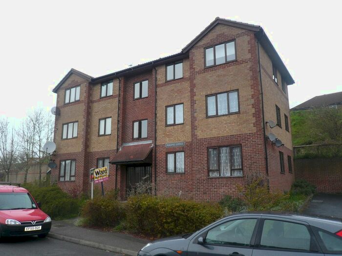 1 Bedroom Flat To Rent In Mayfield Avenue, Dover, CT16