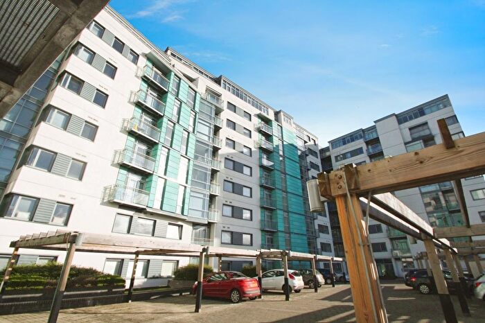 1 Bedroom Flat To Rent In Manor Mills, Ingram Street, Leeds, West Yorkshire, LS11