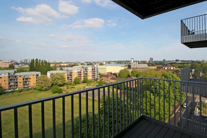 1 Bedroom Flat For Sale In Grove Street, Deptford, London, SE8