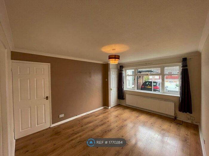 2 Bedroom Terraced House To Rent In Tuscan Drive, Chatham, ME5