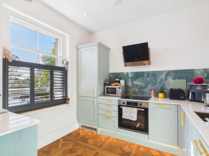 2 Bedroom Flat To Rent In St Anne's, Pittville Circus Road, Cheltenham, GL52