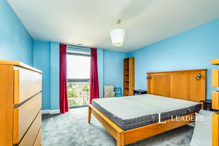 1 Bedroom Apartment To Rent In City House, CR0