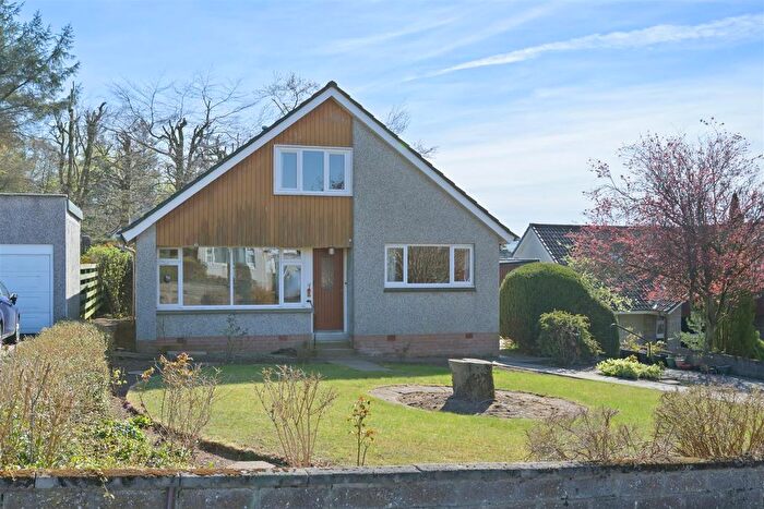 3 Bedroom Detached House For Sale In Corsie Avenue, Perth, PH2