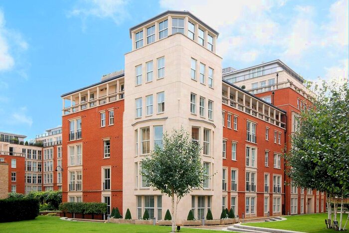 2 Bedroom Flat To Rent In Coleridge Gardens, Chelsea, London, SW10