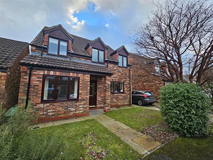 3 Bedroom Detached House To Rent In Laburnum Close, Rufforth, York, YO23